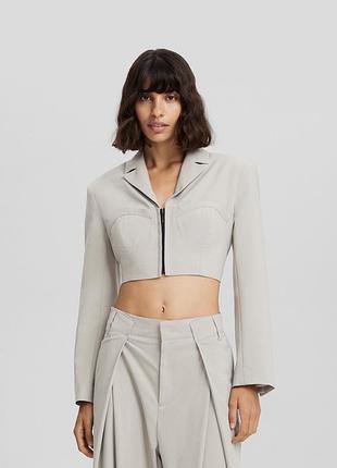 Вкорочений піджак корсет bershka