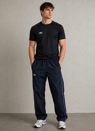 Мегакрутые спортивные брюки umbro оригинал