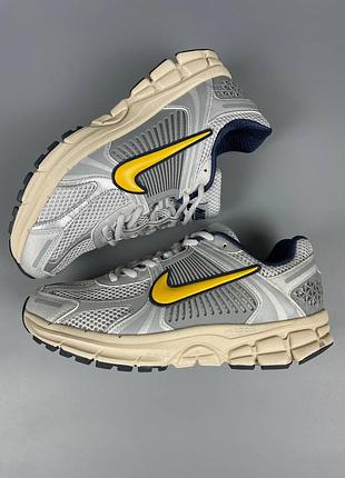Стильні кросівки nike vomero 5 ms pure platinum