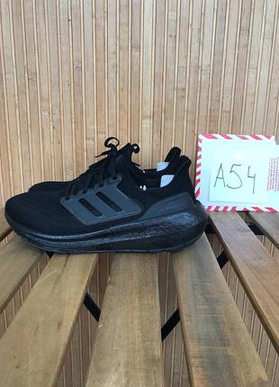 Кроссовки adidas ultraboost light