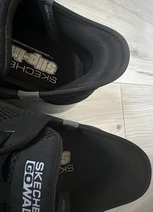 Кросівки.     👟 5