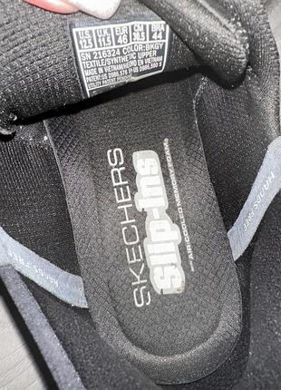Кросівки.     👟 8