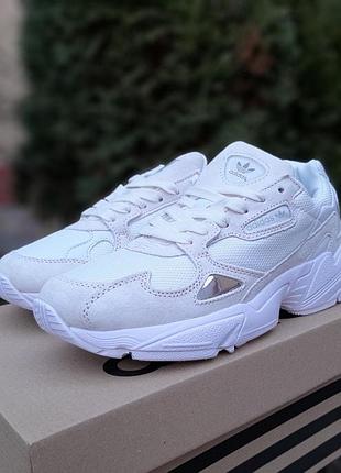 Adidas falcon бежевые