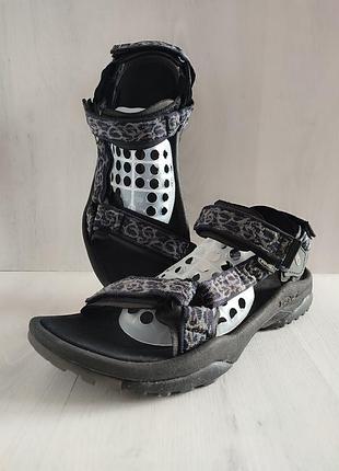 Сандалии teva 44,5- стелька 29 см