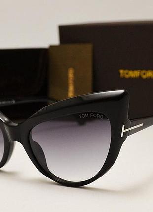Стильные солнечные очки от tom ford 🕶️