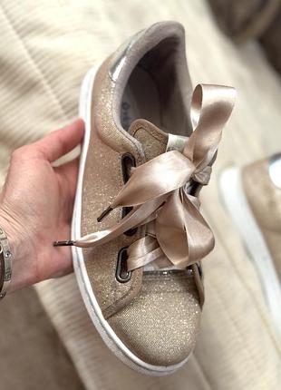 Женские мокасины с атласными шнуровками victoria