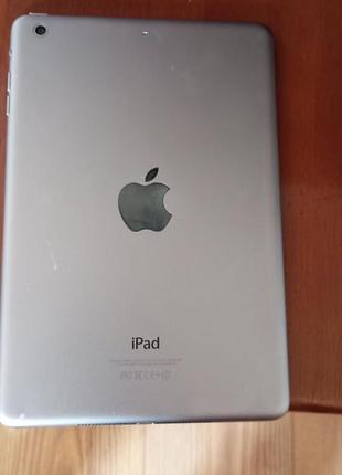 Продам планшет ipad a1489 3