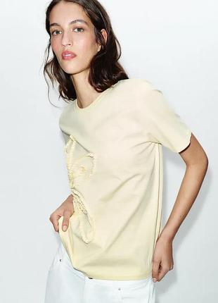 Футболка жіноча жовта з квітами zara new