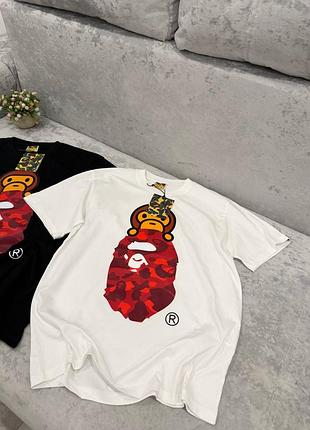 Футболка от бренда bape