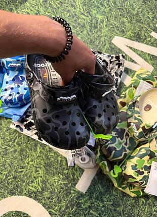 Crocs x bape 3