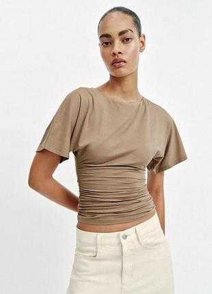 Футболка жіноча бежева драпована zara new