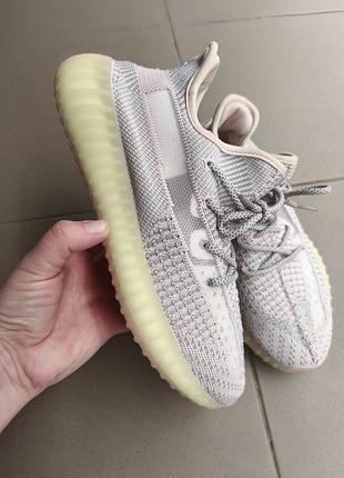 Оригинальные кроссовки adidas yeezy boost