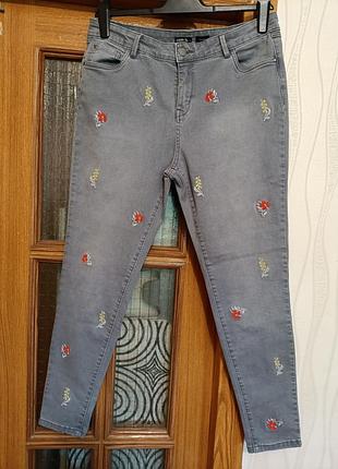 Джинси skinny