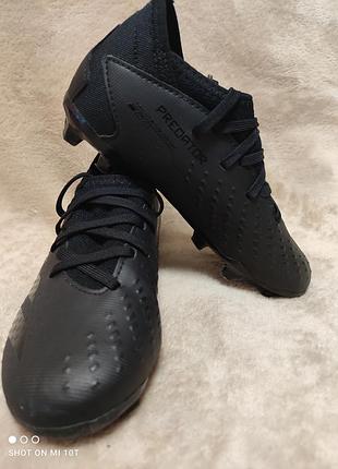 Детские бутсы adidas predator