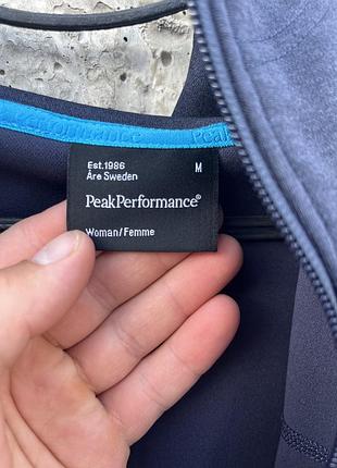 Зіпхуді від бренду peak performance 4