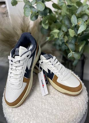 Кроссовки kaotiko