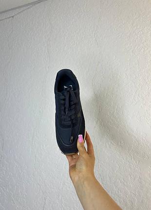 Кросівки zara