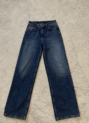 Джинси розміру м