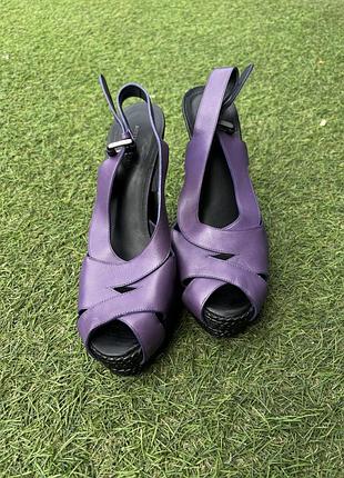 Шкіряні босоніжки bottega veneta