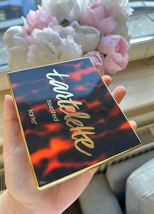 Палетка тіней tartelette toasted