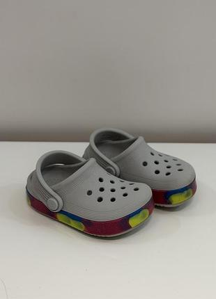 Продам crocs c6