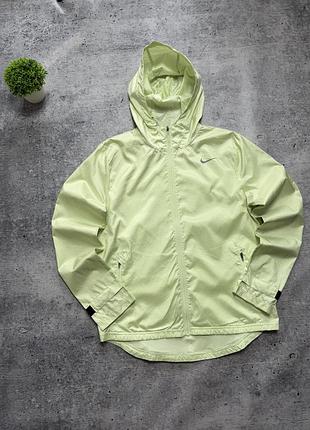 Жіноча спортивна куртка nike run waterproof jacket