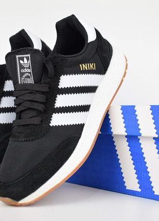 Adidas iniki черные на белой