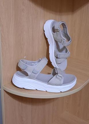 Сандалії босоніжки slazenger р. 38-39 уст. 25 см на липучках на платформі як skechers