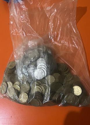 Продам монети
