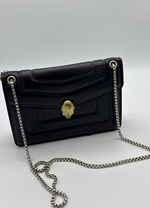 Черная кожаная сумка bulgari serpenti reverse.