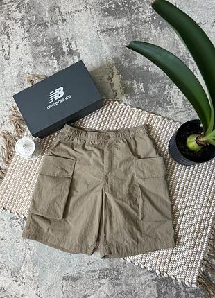 Чоловічі шорти uniqlo parachute cargo