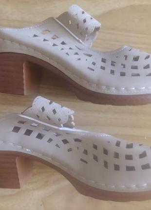 Новые босоножки 39-40р