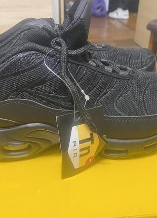 Кросівки nike air max tn plus black