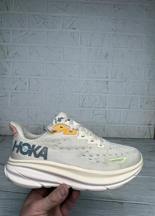 Беговые удобные кроссовки hoka clifton 9