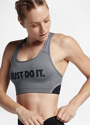 Оригінальний топ, бра з чашками для занять спортом nike