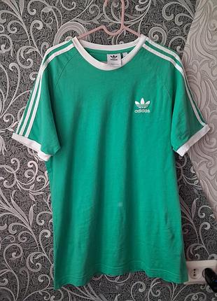 Чоловіча футболка adidas оригінал , на м, l розмір