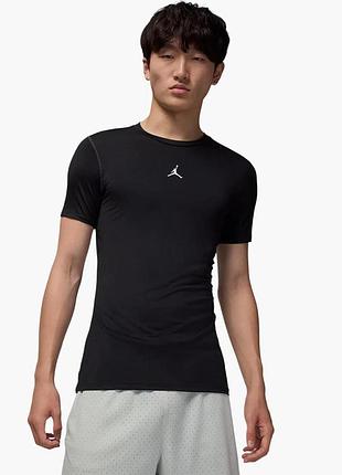 Футболка чоловіча jordan dri-fit short-sleeve base layer top black (hv4099-010)