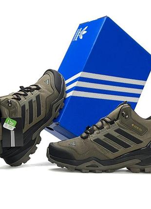 Мужские зимние кроссовки adidas terrex fur gore-tex khaki качественные высокие кроссы утепленные мехом хаки адидас терекс гор текс 46