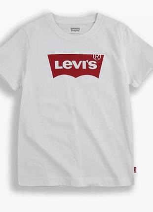 Нова футболка levis 4-5 років 104-110 см