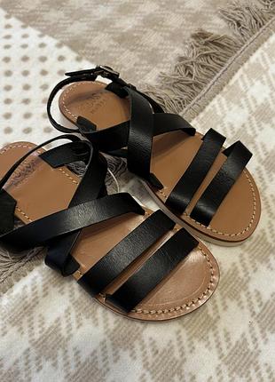 Босоніжки mango шкіра 34р 21 см сандалі