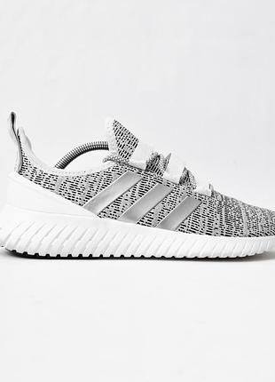Брендові оригінальні кросівки adidas 29.5 см
