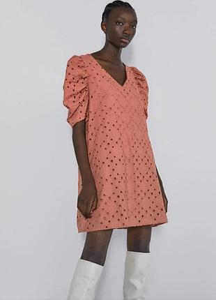 Хлопковое платье zara с перфорацией-прошвой