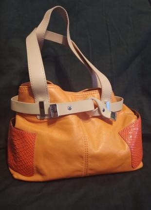 Яркая сумка от  ted baker
