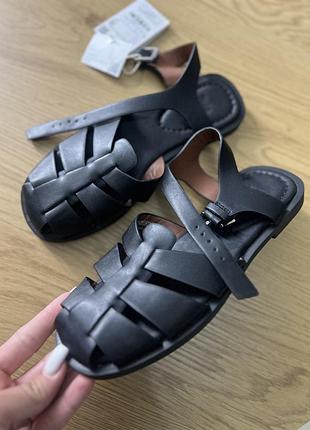 Сандалі zara 35