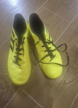 Adidas жовті кросівки, розмір 42 (us 9 / uk 8)