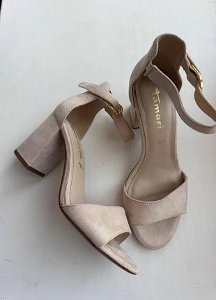 Босоножки 38р tamaris