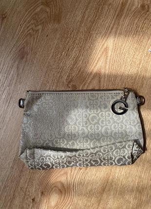 Косметичка guess