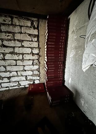 Продам книги, енциклопедії