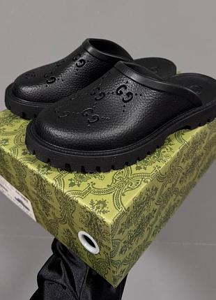 Шльопанці gucci mules гуччі мюлі чорні з eva для жінок на літо стильні та зручні