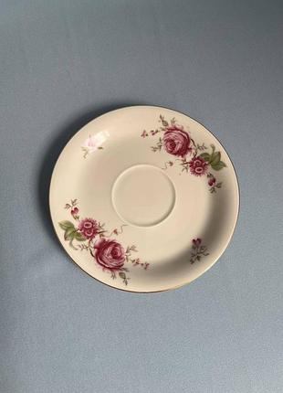 Блюдце порцелянове villeroy & boch “vieux luxembourg” вінтажне 🤍💙  елегантне вінтажне блюдце легендарної серії “vieux luxembourg” від villeroy & boch.
